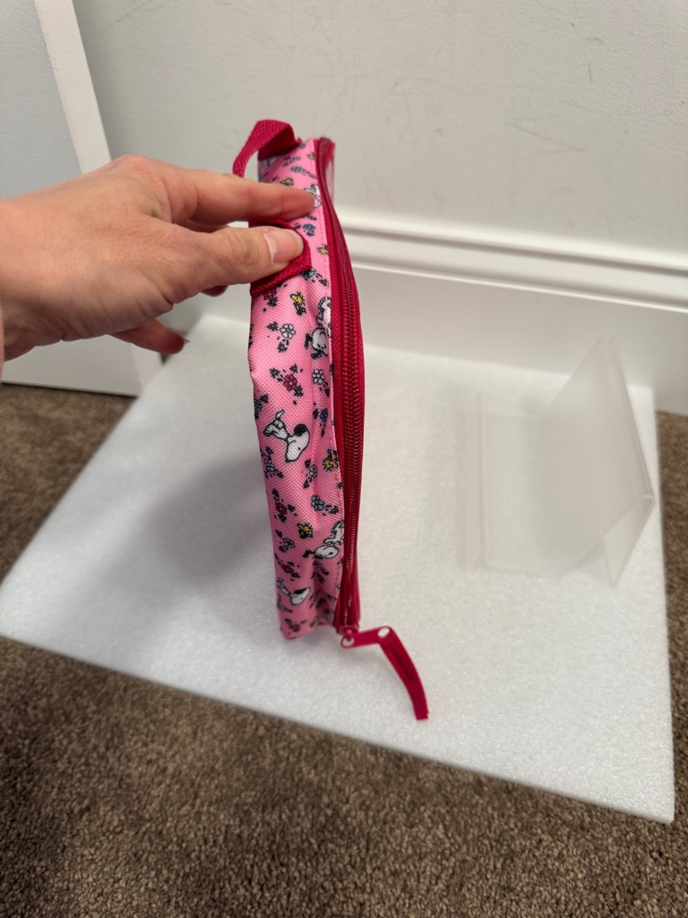 Snoopy Peanuts tie dye flowers insulated lunch bag - Picture 3 of 5